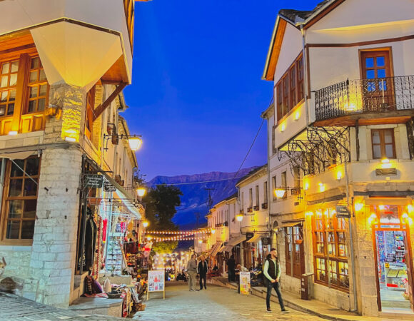 Gjirokastra noca