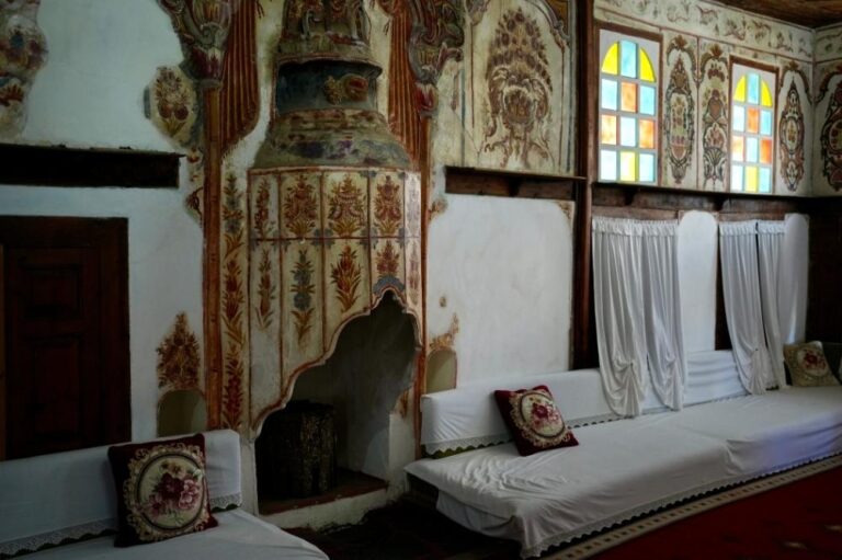 dom Zekate sala gościnna Gjirokastra