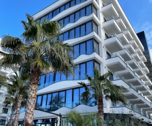 hotel Briliant, Qerret